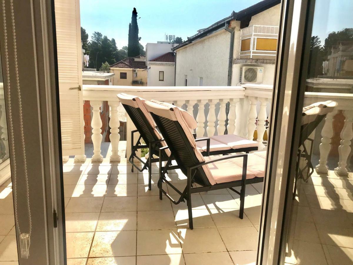 Villa Diana Каштела Экстерьер фото